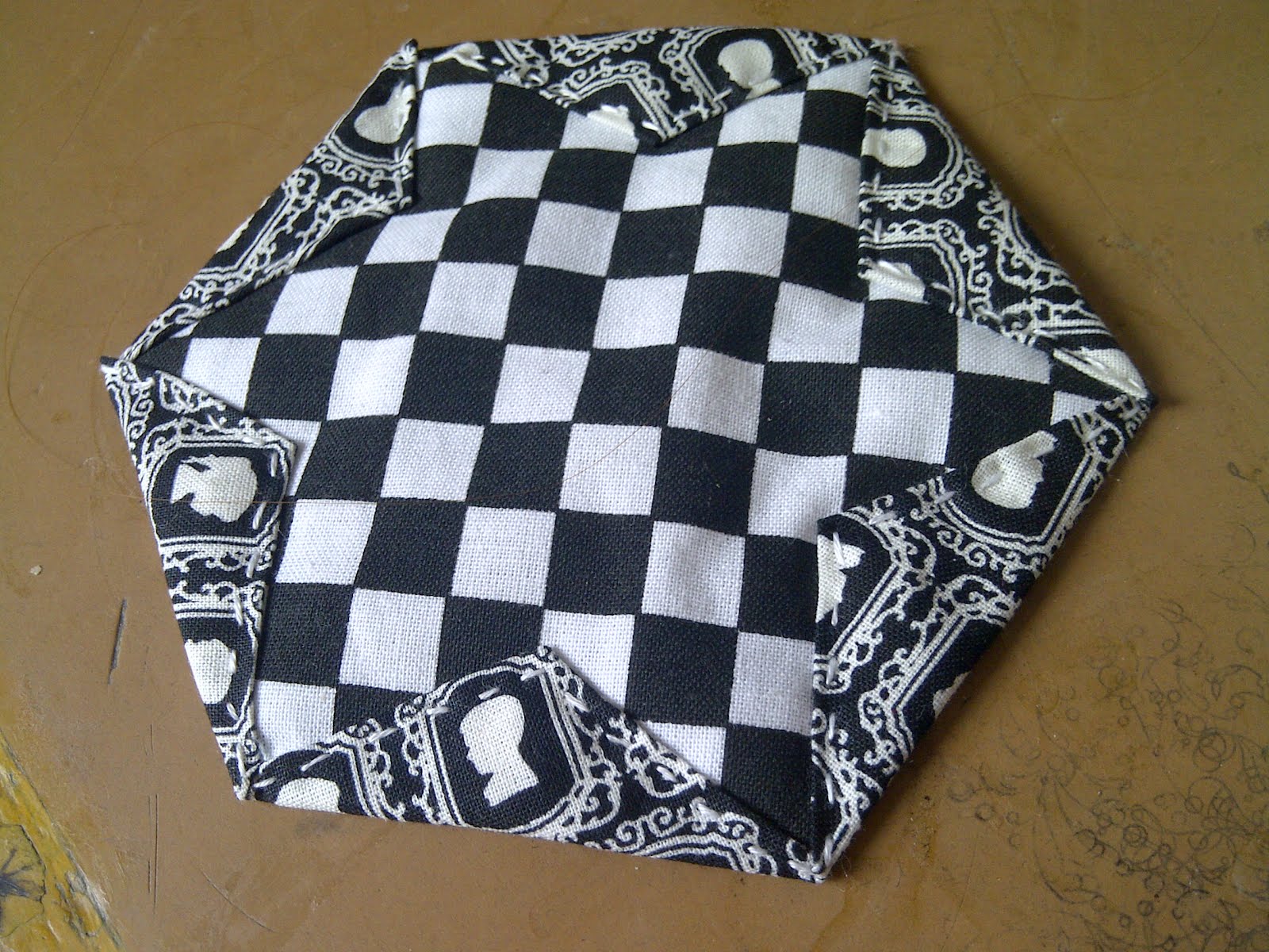 Make, Do and Gem Japanese folded fabric quilt pics and giveaway