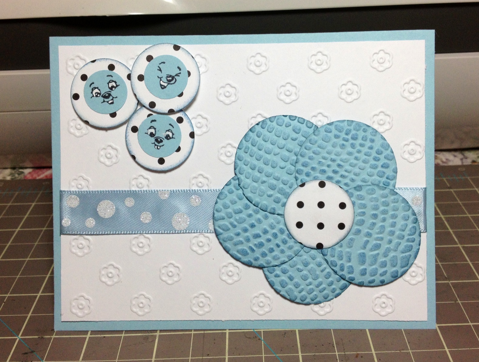  Marilyn's Cricut Cards Circle Punch Flower