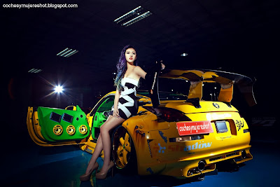 nissan-tuning-girl-and-asian-nice-car-facebook-babe