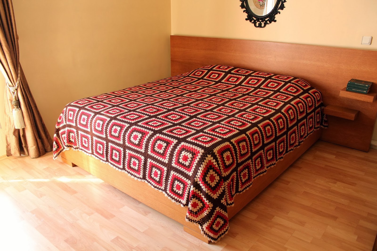 Hümeyra�nın denizi Tığ işi yatak örtüsü Hümeyra�nın denizi Tığ işi yatak örtüsü