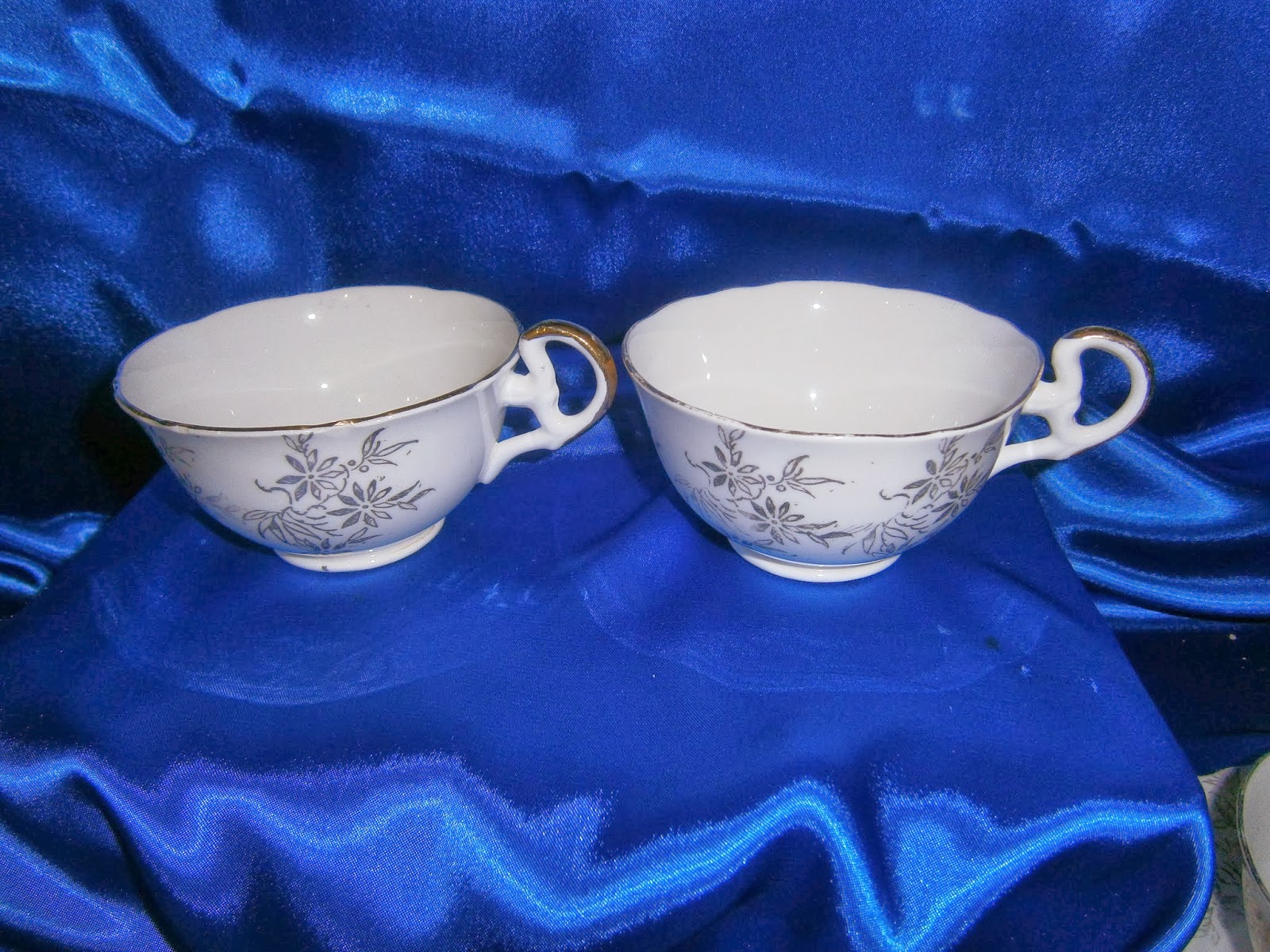 NOVEMBER 2013 ARRIVAL ENGLISH TEA SETS