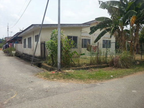 Rumah Lelong Melaka By Eric November 2013