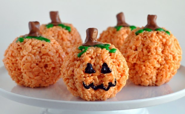 http://foodfamilyfinds.com/easy-pumpkin-rice-krispies-treats-for-halloween/