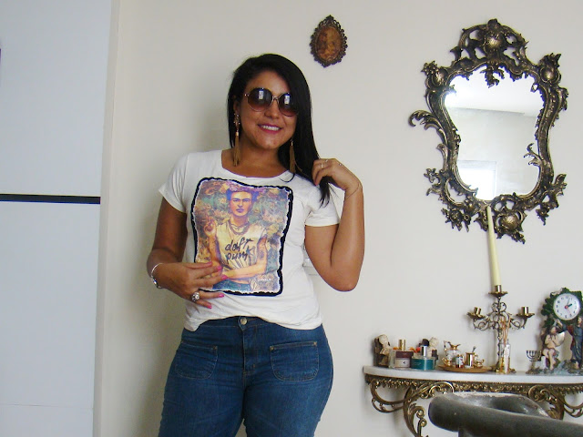 Tshirt Frida Khalo + Calça Flare
