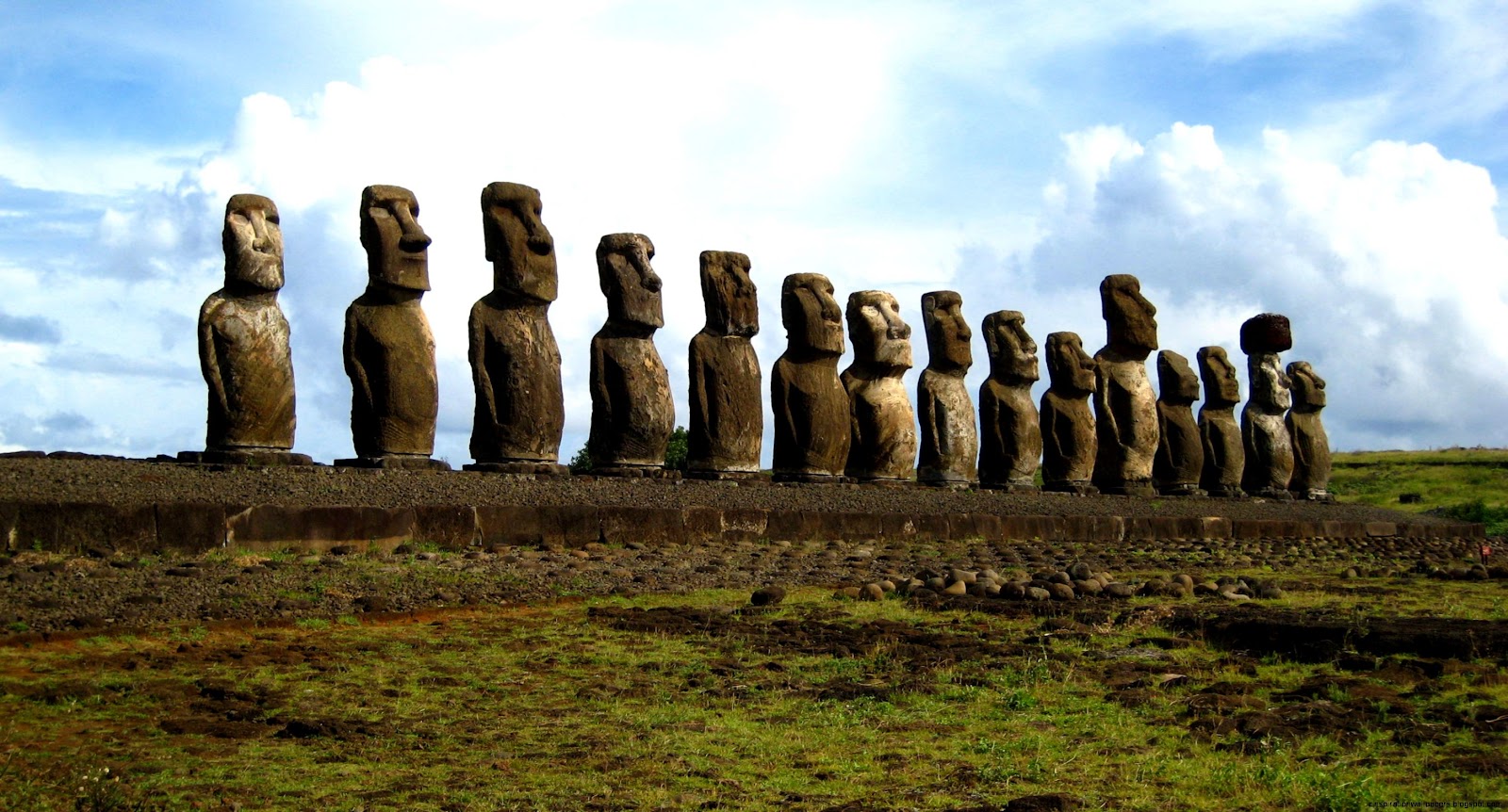 Easter Island Statues Easter Island Statues