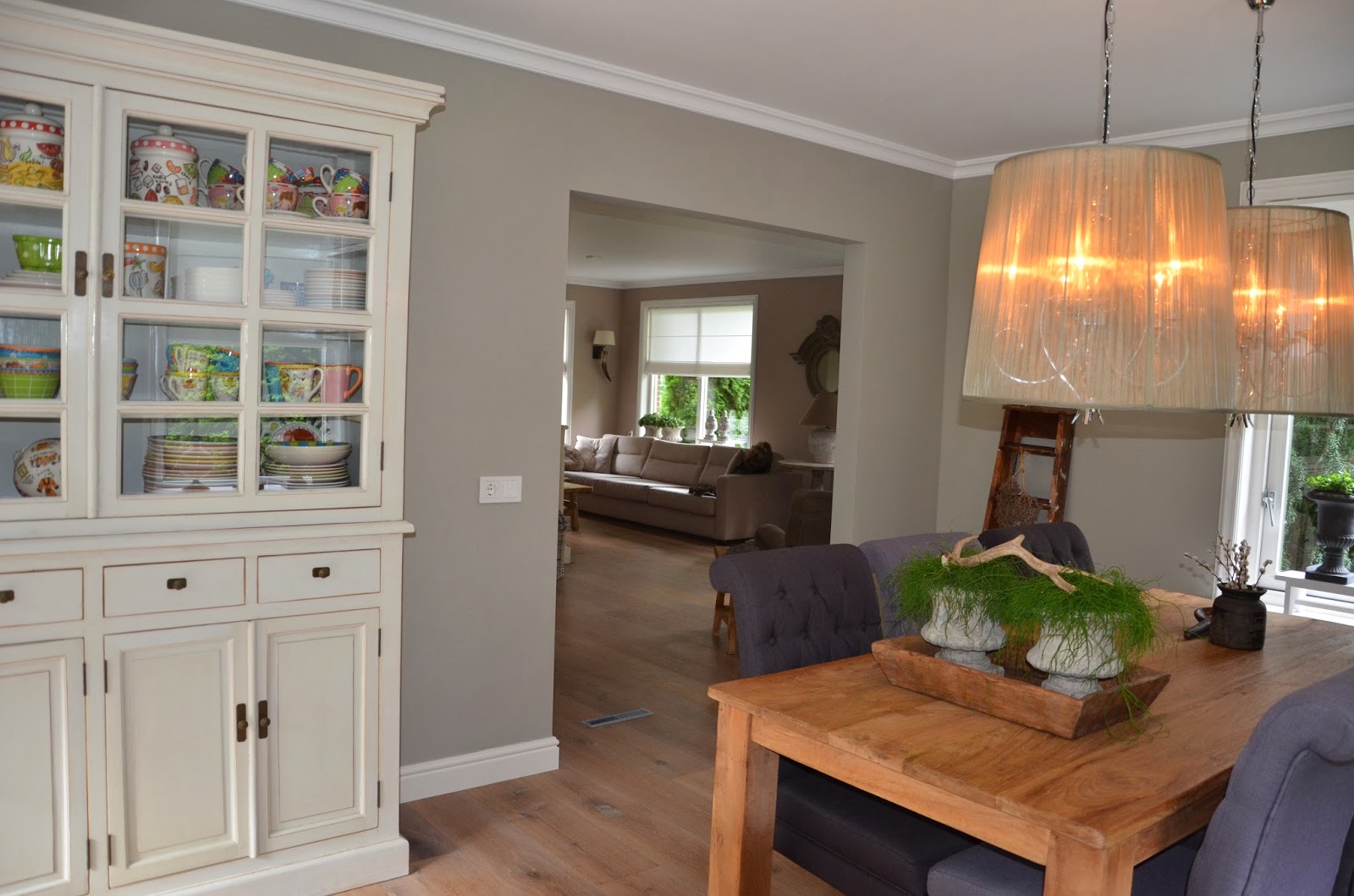 Maison welbi: onze eetkamer Woonkamer en eetkamer