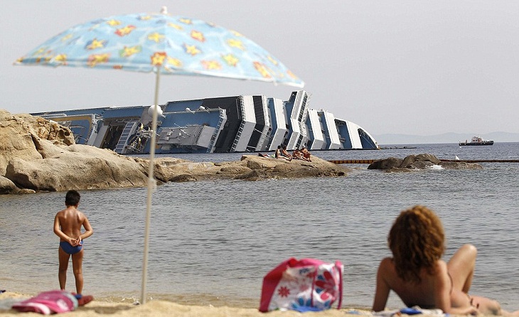 qi boat vs ship raising the costa concordia al via il recupero della qi boat vs ship raising the costa concordia al via il recupero della
