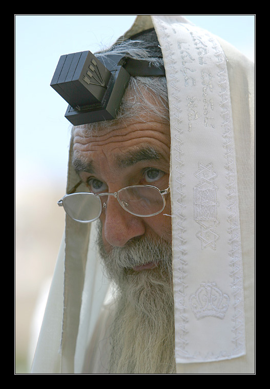 vexilla regis "NOONE EXPECTS....THE PHARISEES!!