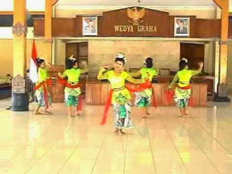 Sepuluh Ipa Satu Tari Ongkek Manis