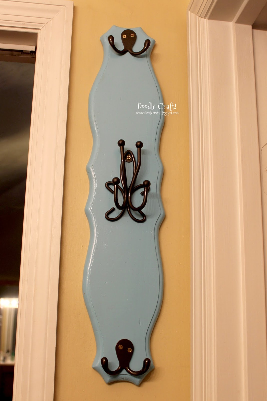 Doodlecraft Headband Holder from Scrap Wood!