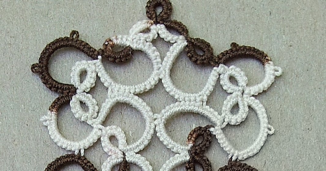 Tatting Between Words Busy days can't keep tatting away!