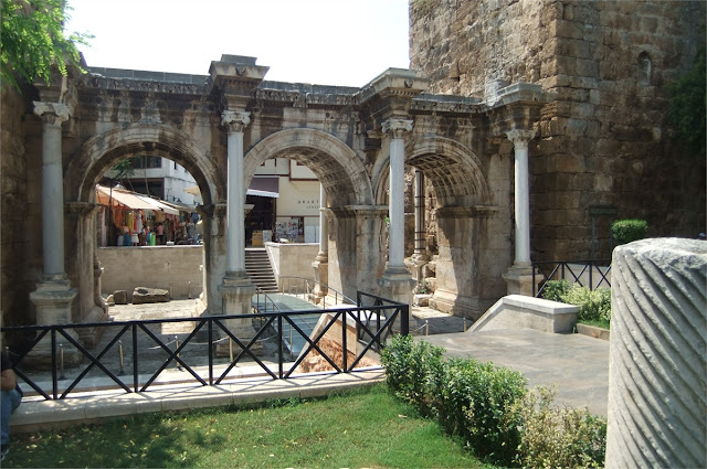 Puerta de Adriano - Antalya