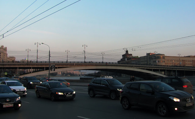 Москва, мост через Москву-реку