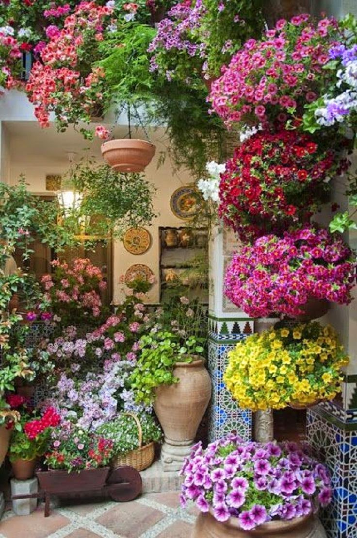 GardenLovers LOvely Patio ideaThe Beauty of Flowers & Gardens London