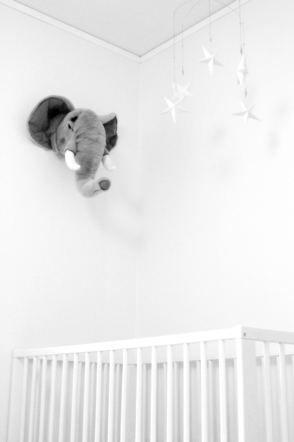 J. levau blog: mios room.