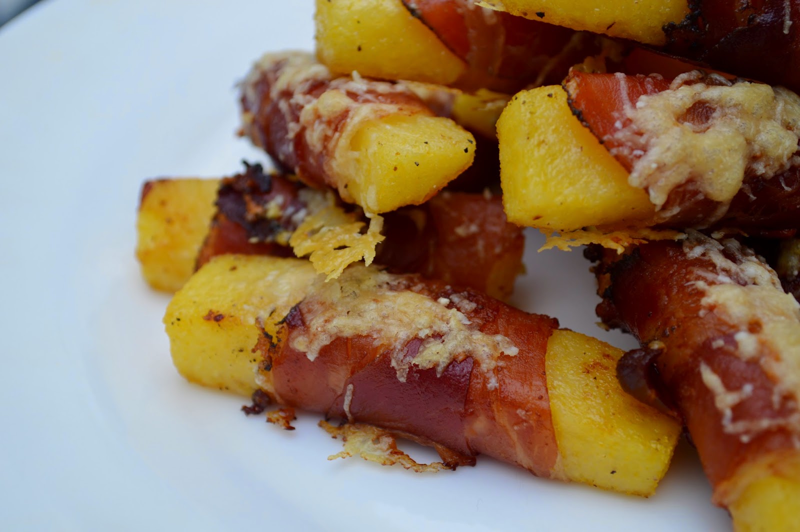 POLENTA & PROSCIUTTO CHIPS Life Without Lemons
