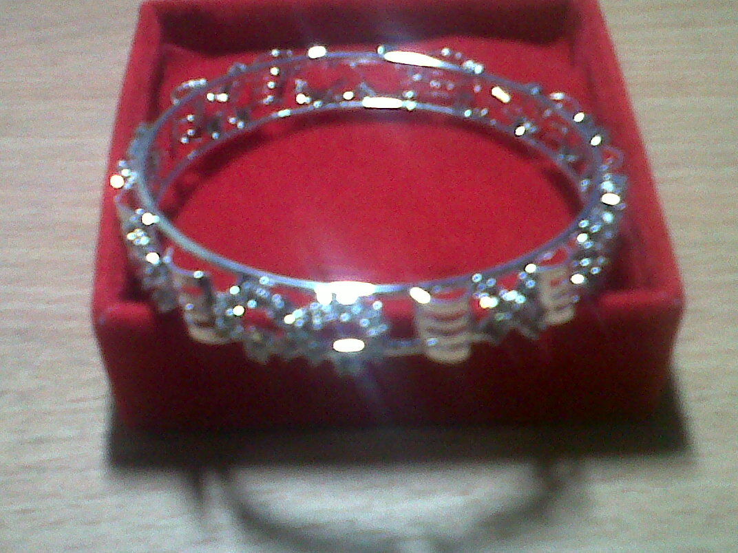 Gambar Gelang Swarovski