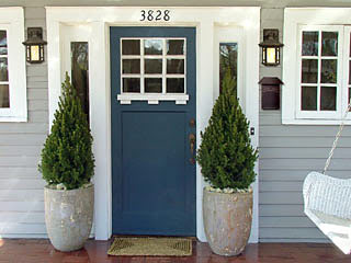 Cool front door paint ideas. Even gives actual paint name suggestions. Must pin. I will paint my front door some day. entirelyeventfulday.com #doors #paint #color