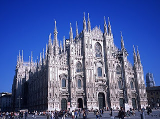 أهم ثمان معالم سياحية في ميلان ايطاليا Cathedral+of+Milan,+Italy