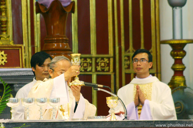 Thánh lễ đón Cha xứ nhận nhiệm sở Giáo xứ Phú Nhai-Gp Bui Chu IMG_9145+copy