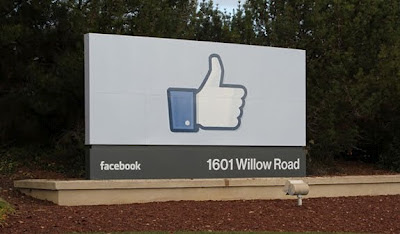Facebook reaches one billion users