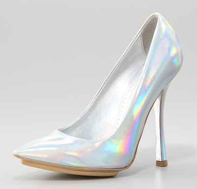 conseils de vogue holographic fashion trend conseils de vogue holographic fashion trend
