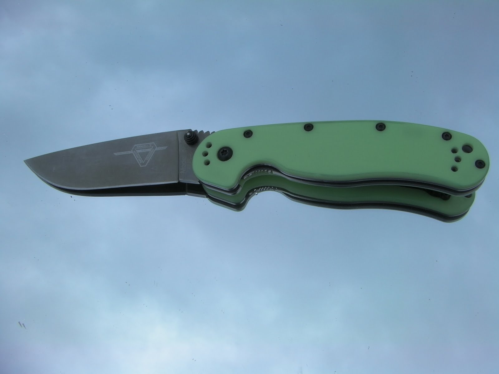 John Grimsmo Knives Rat 1 glow scales