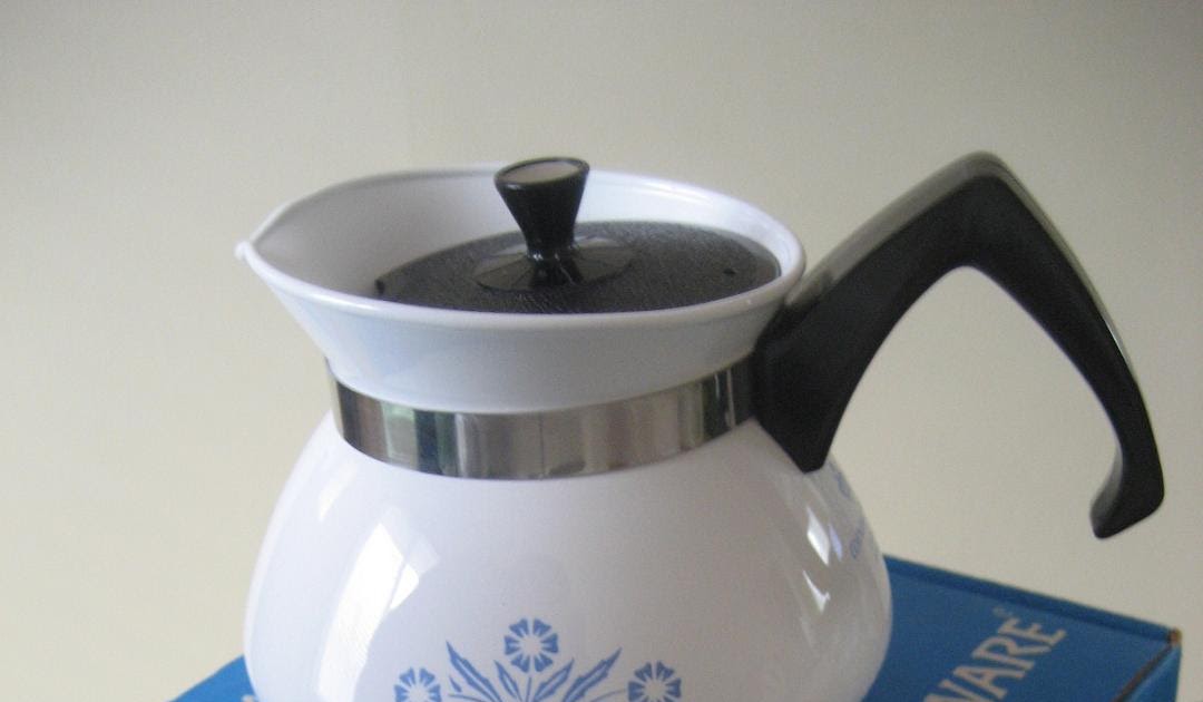 Six Balloons Vintage Delights Corningware 3Cup Teapot New in Box