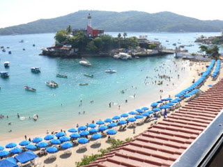 Caleta_beach,Acapulco_Mexico