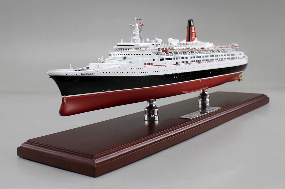 Ocean Liner Model RMS Queen Elizabeth 2 SD Model Makers