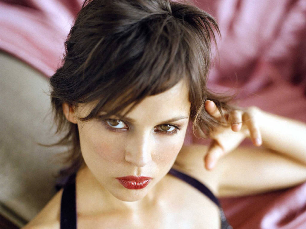 http://3.bp.blogspot.com/-ybJkbaVEKV0/TsNclbuqhbI/AAAAAAAAC5k/n92WRT9s9iI/s1600/elenaanaya1.jpg