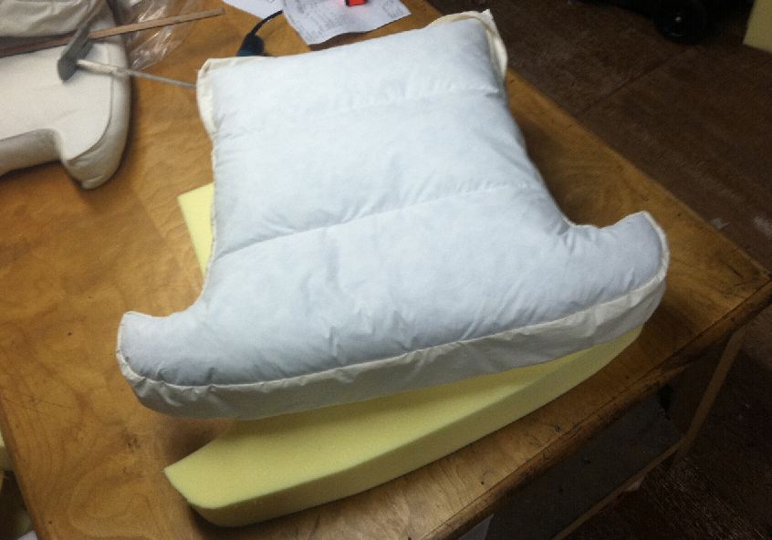 CUSHION WORKS Poly / Down Seat Cushion