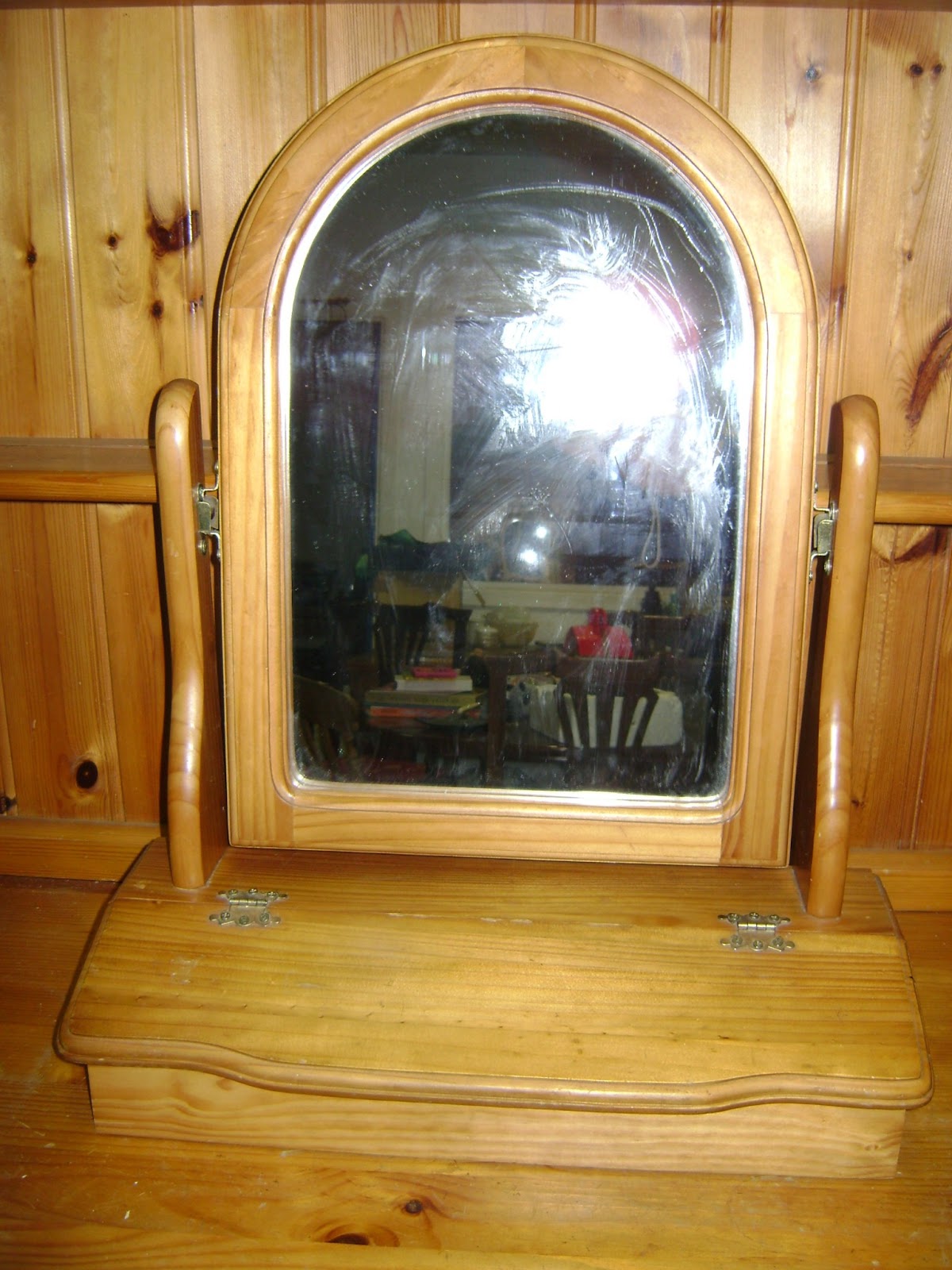 Deccie S Done Deal Second Hand Furniture House Clearances New