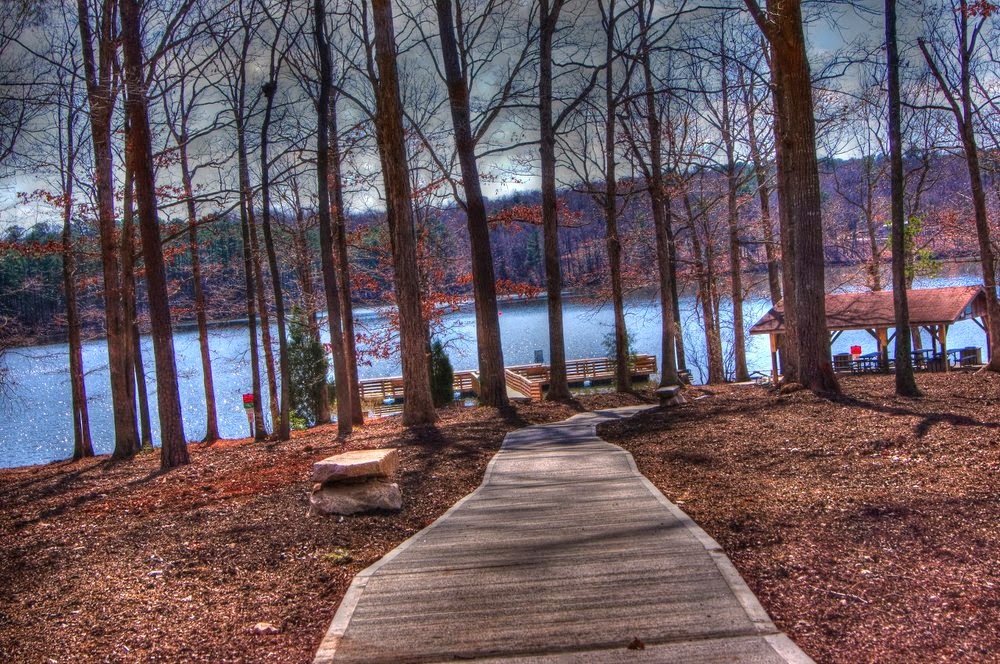 Heather Park Apartments Lake Wheeler Park is a place to visit