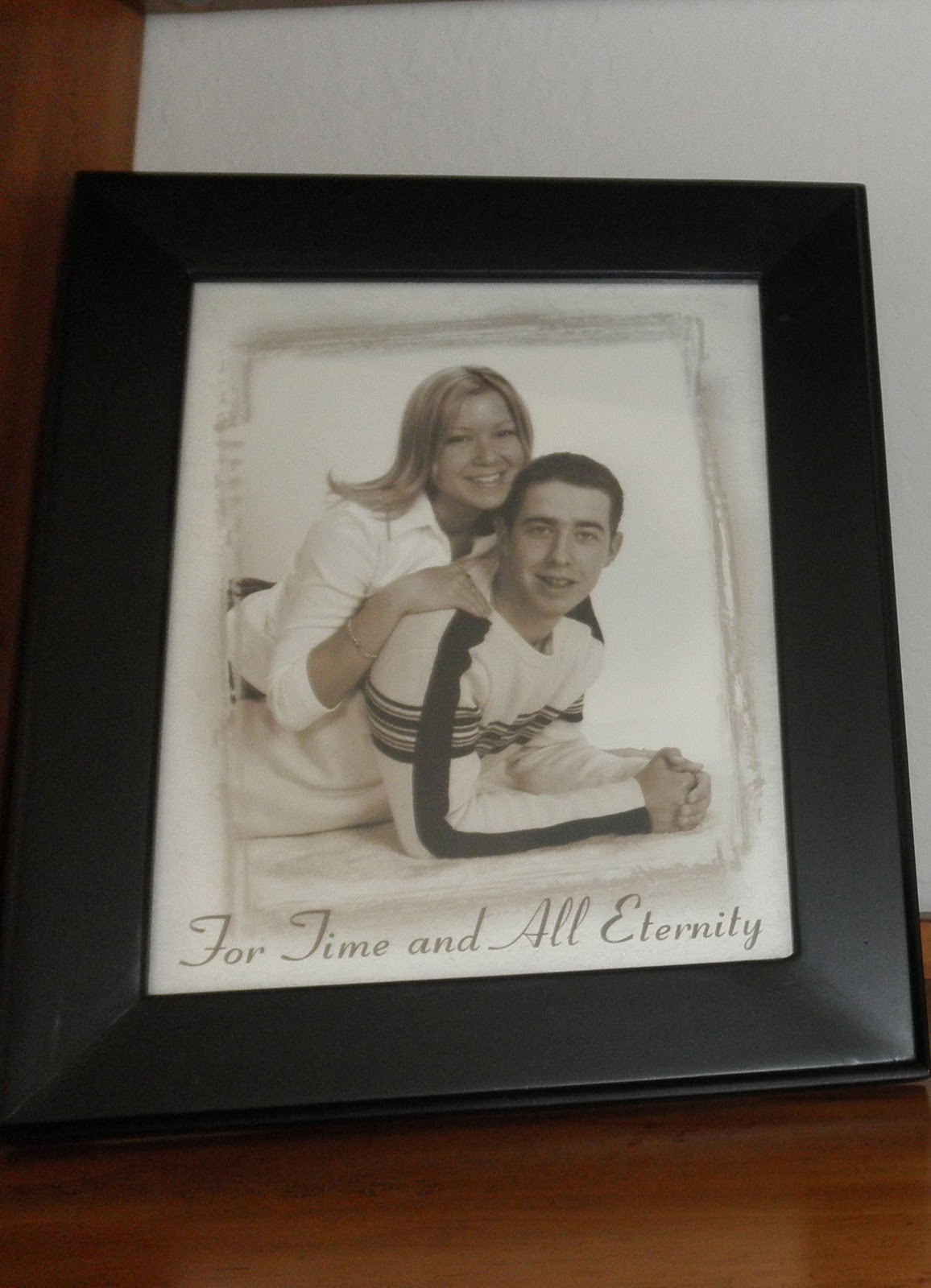 InsideOut Design Decorating a frame with broken glass