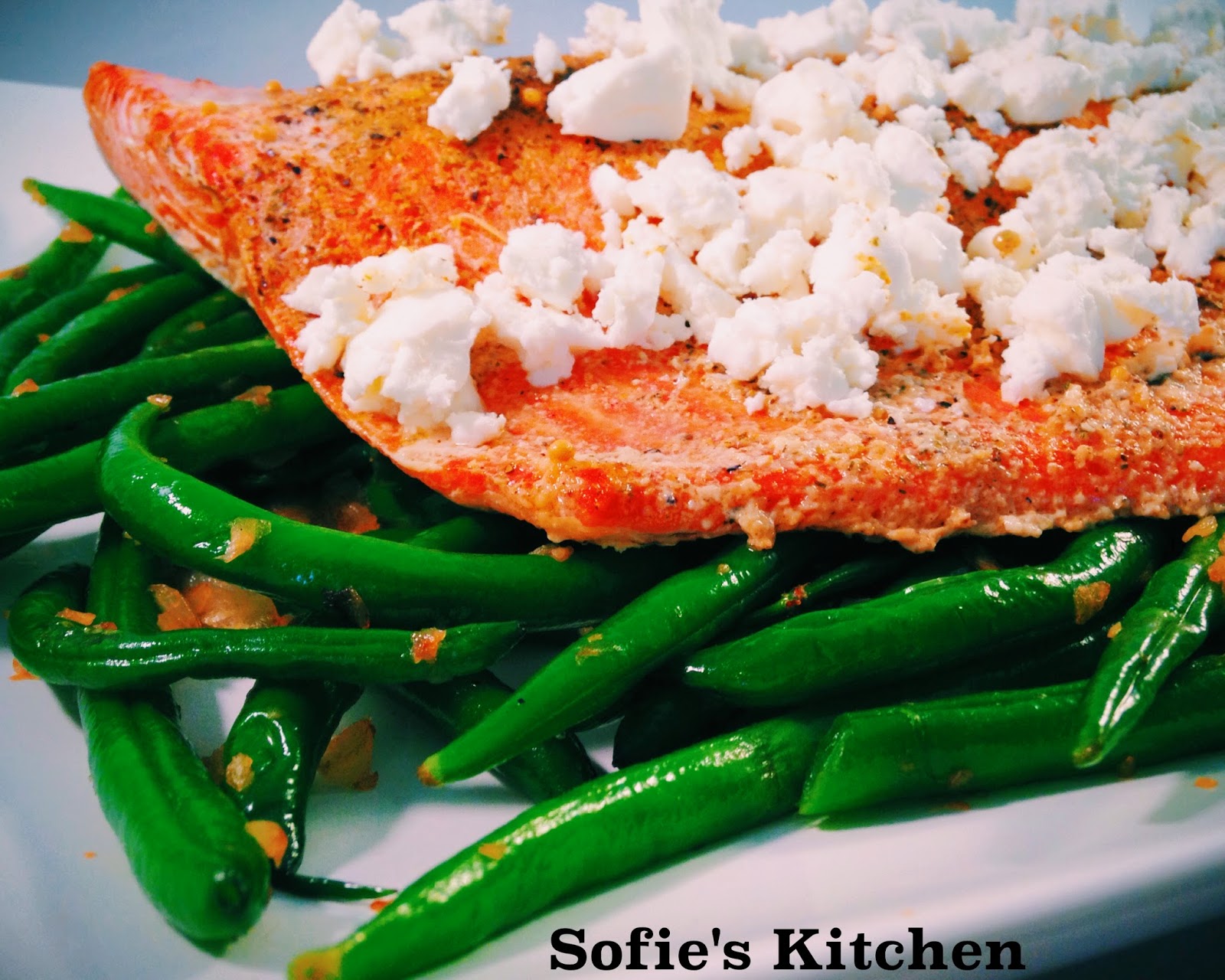 Sofie's Kitchen Super easy Salmon with Garlic Sauteed Green Beans