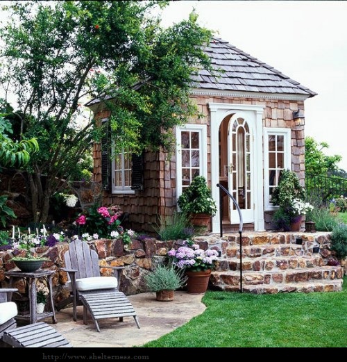 Renée Finberg ' TELLS ALL ' in her blog of her Adventures in Design