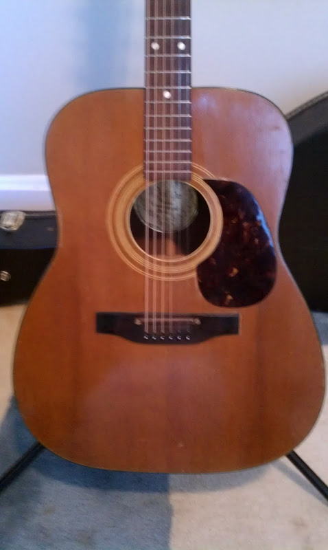 Craigslist Vintage Guitar Hunt: Val-Dez Acoustic in ...