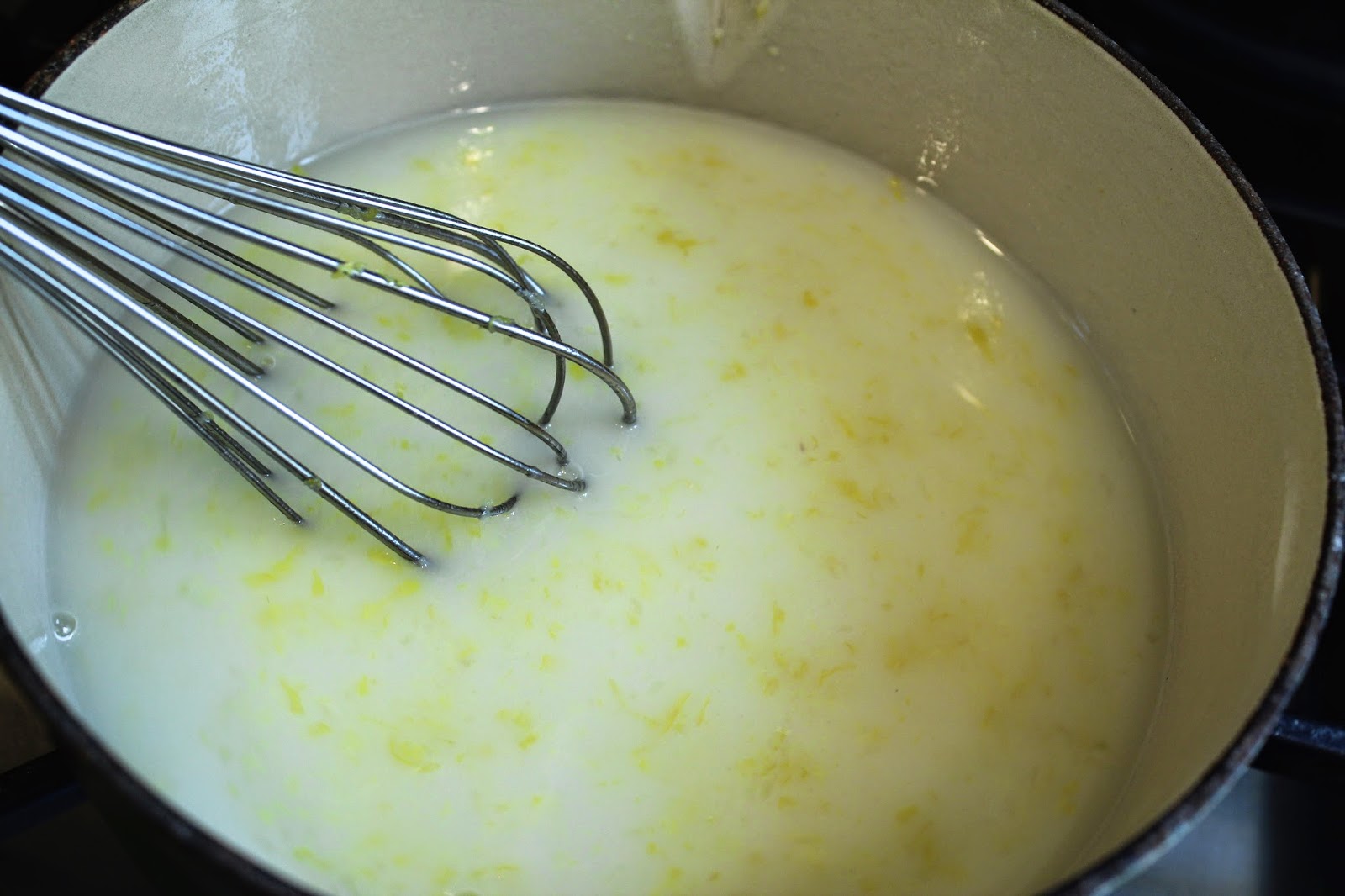 Hey, Mom! What's For Dinner? Lemon Meringue Pie with Shortbread Crust