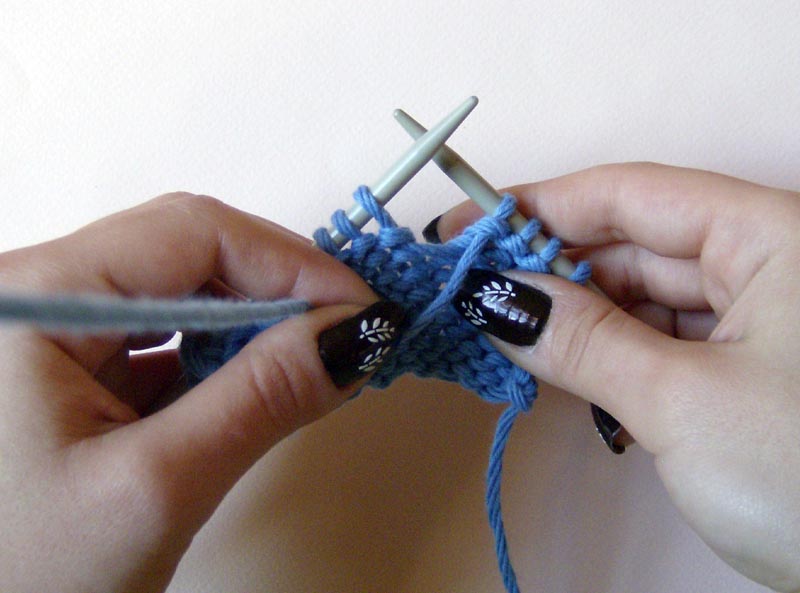 Cloopco Eastern Uncrossed knitting yarn tension and styles