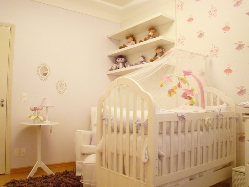 Decoração de quarto de bebê menina