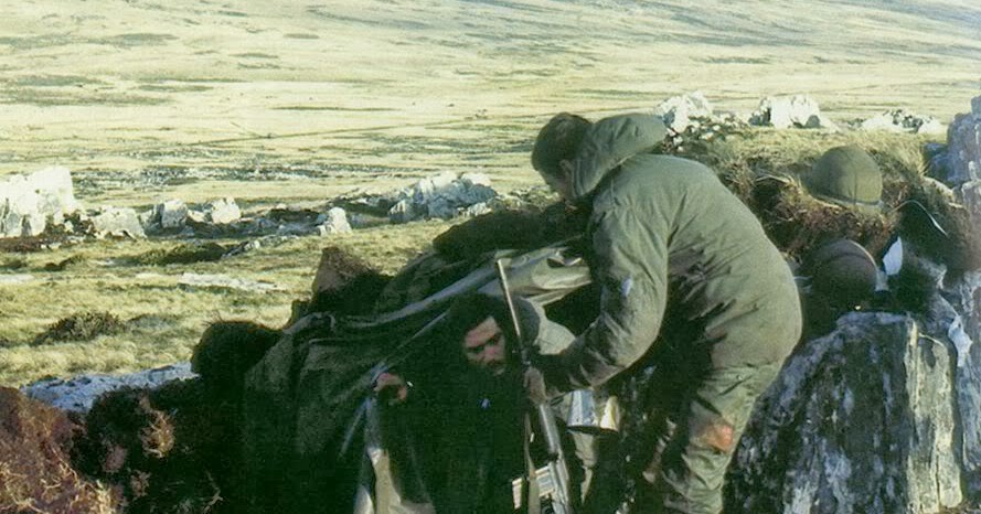 Viaje a las Islas Malvinas de Gabriel Sagastume: Las posiciones