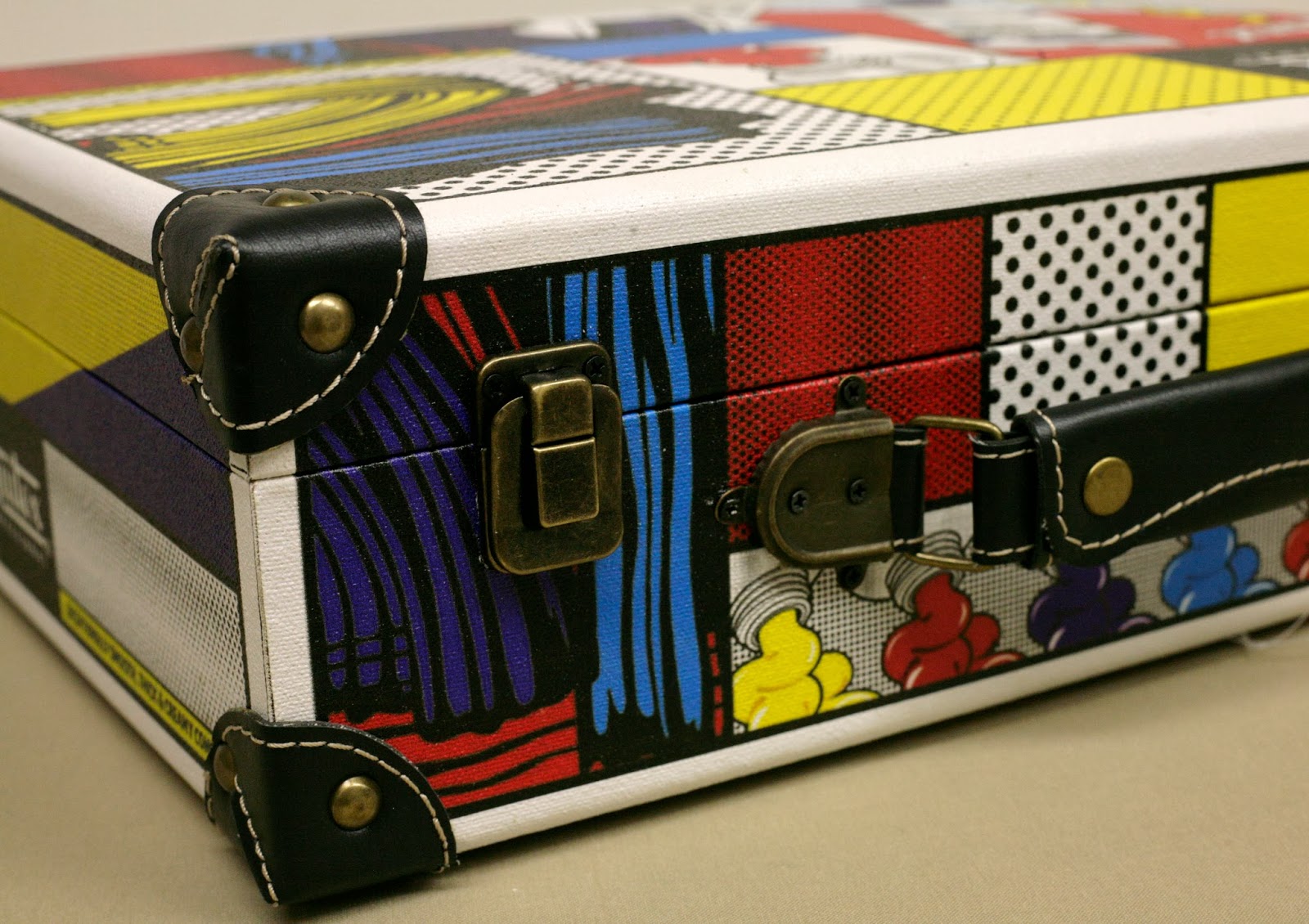 Ben Franklin Crafts and Frame Shop Liquitex Pop Art Acrylic Paint Suitcase