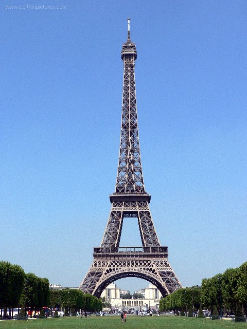 Cartoon Eiffel Tower