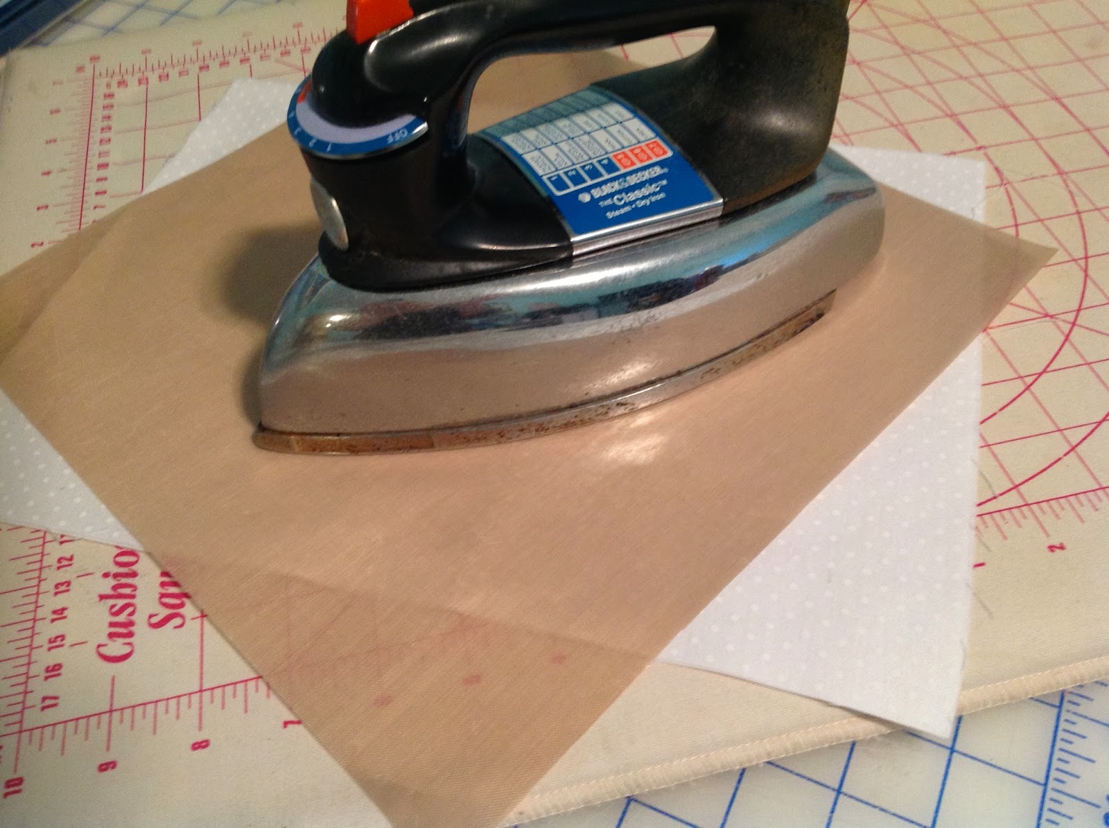 The Monogram Shoppe Loading and Cutting the Heat Transfer Vinyl Part 2