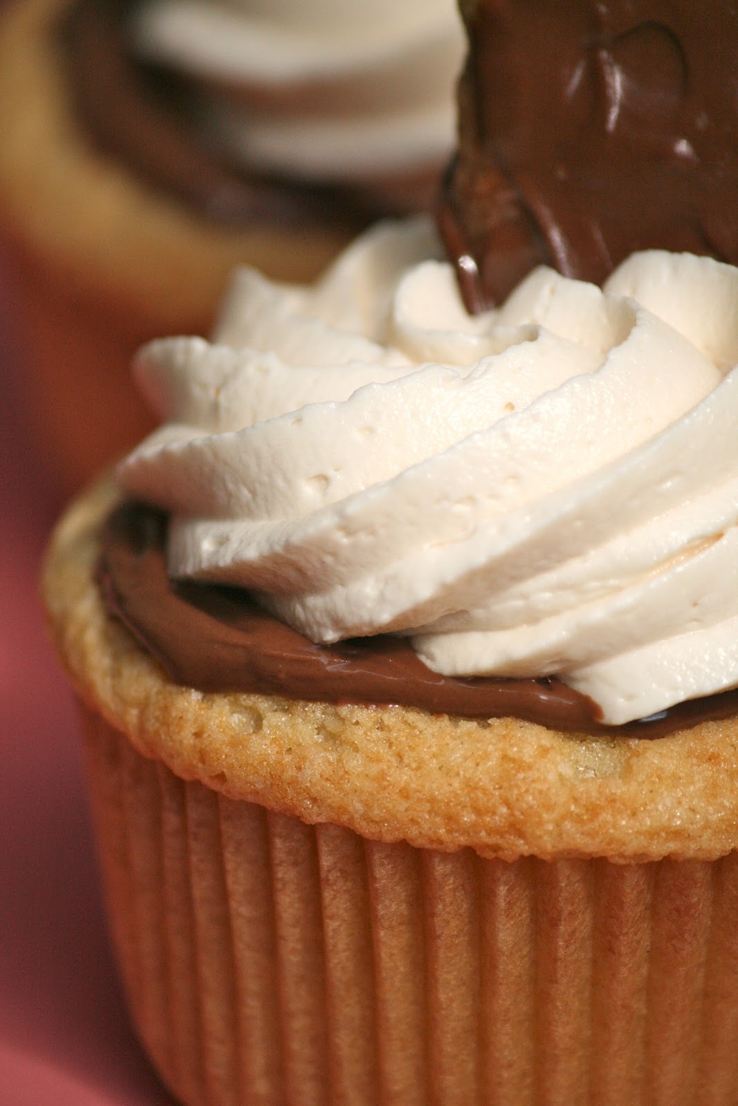 CupcakesOMG! Caramel Chocolate Covered Potato Chip Cupcakes