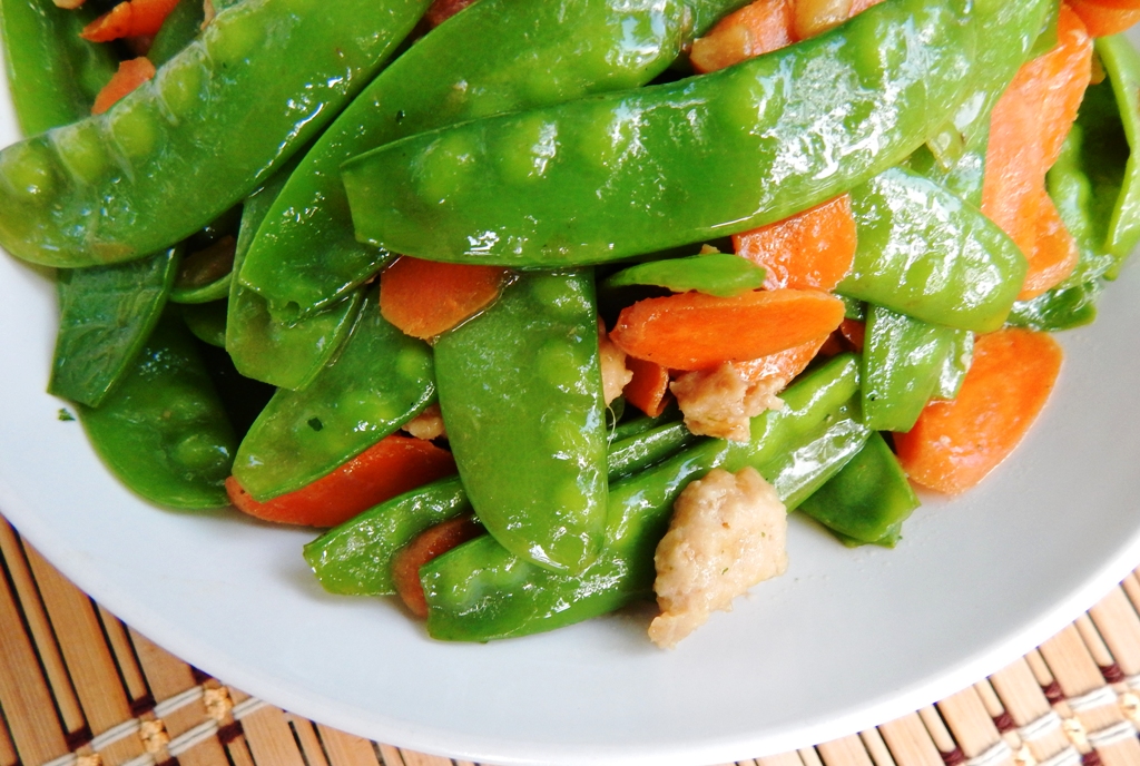 My Asian Kitchen Stirfry Snow Peas in Oyster Sauce with Minced Chicken