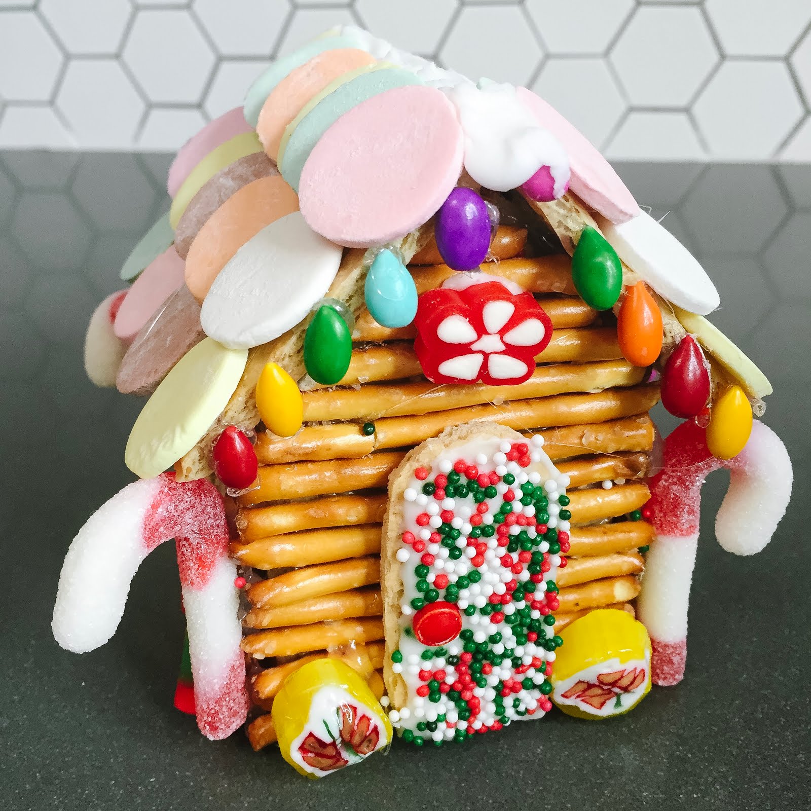 The Teacher Wife Easy Gingerbread House Party At School