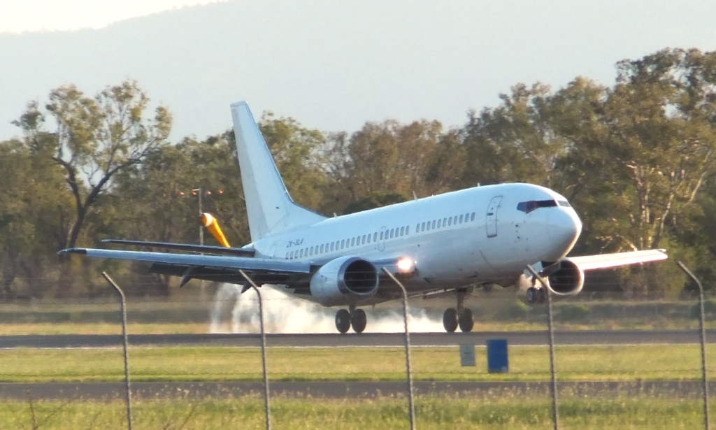 Central Queensland Plane Spotting Airwork New Zealand Boeing B737300