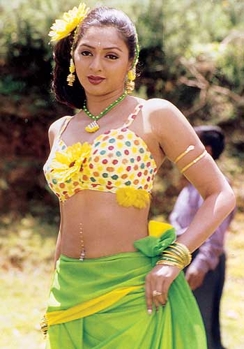 Gayathri Jayaram Navel
